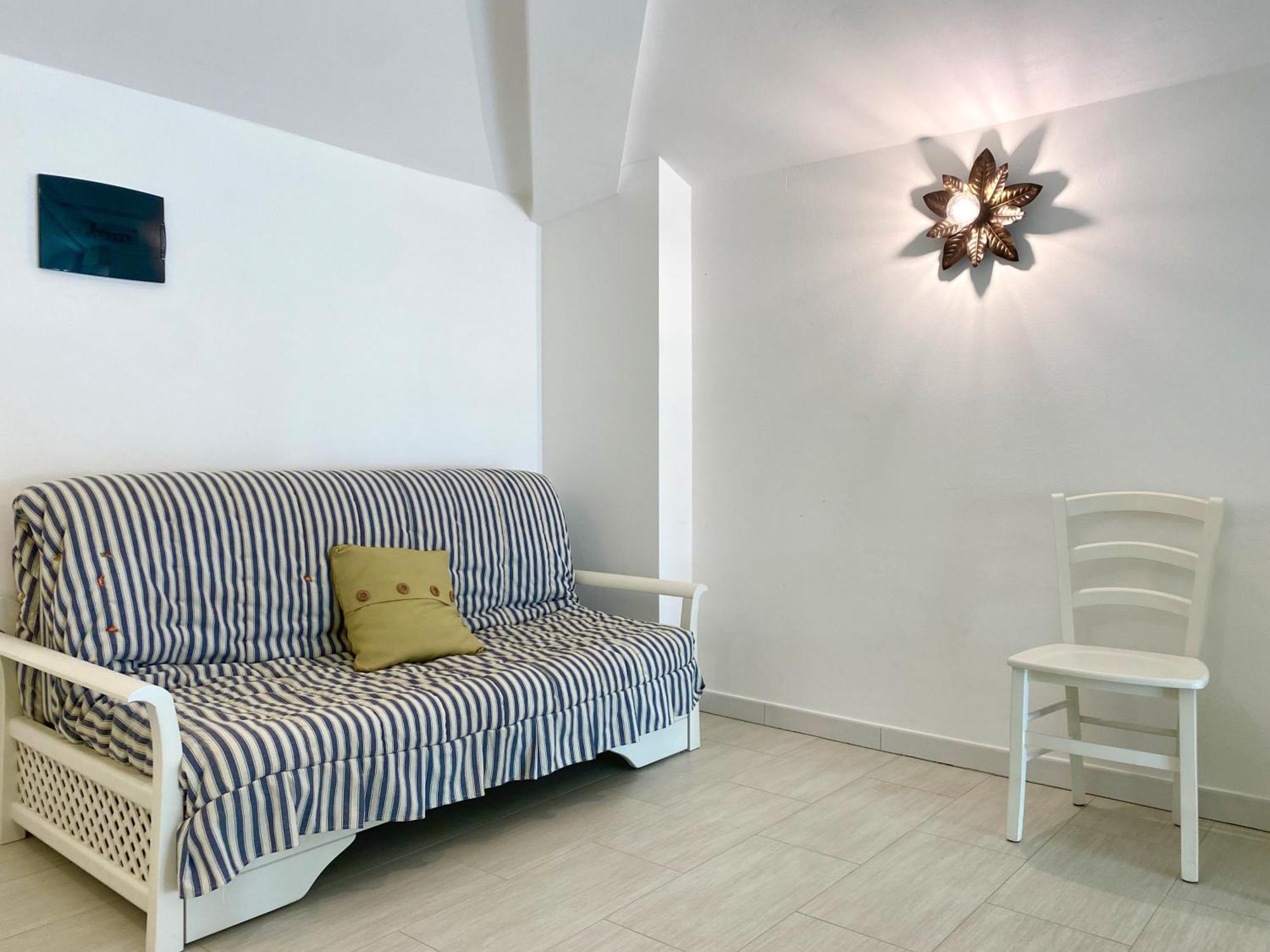 Il Castelluccio Apartman San Vincenzo Szoba fotó